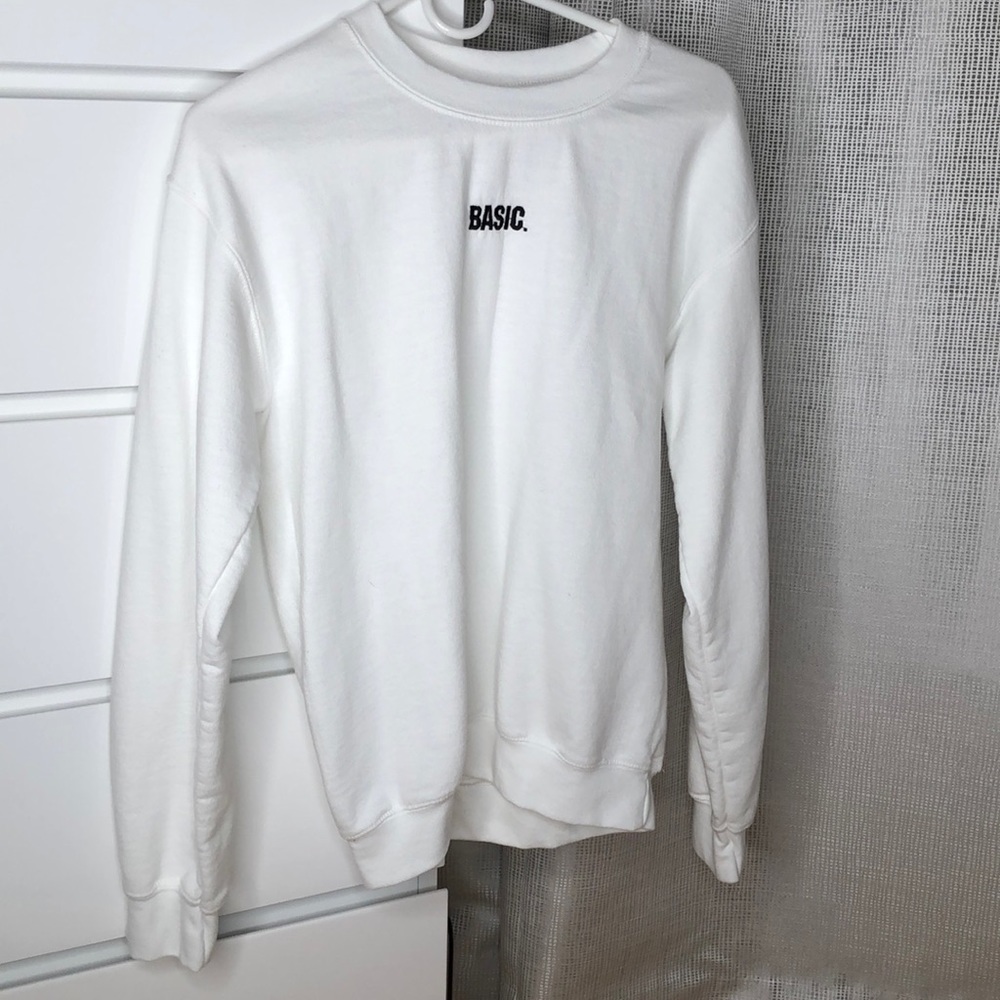 Basic crew neck